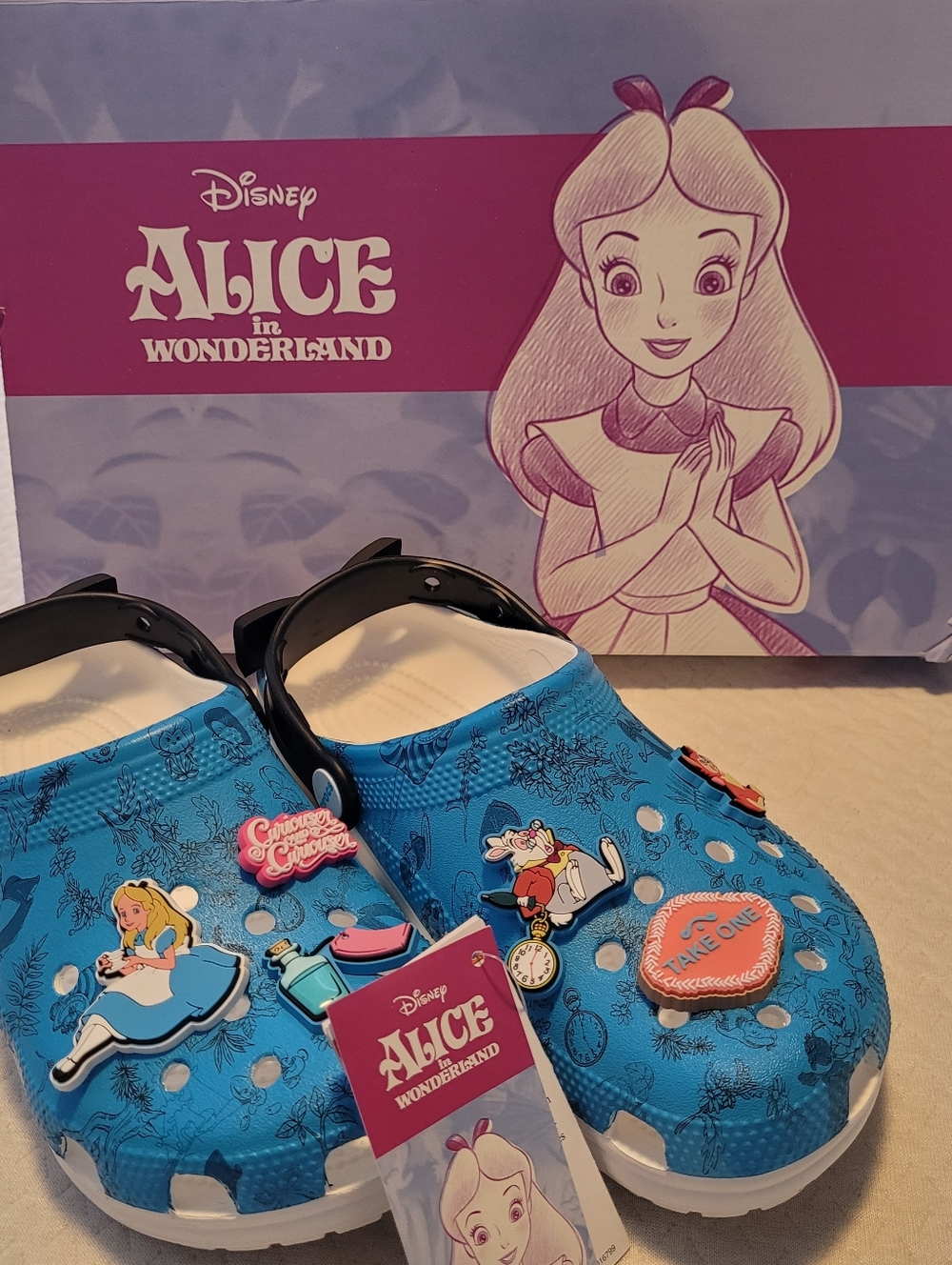 Disney Alice in Wonderland Blue Character Jibbitz Crocs